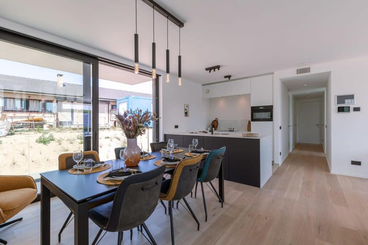 New, Luxurious And Modern Apartment With Private Parking Koksijde Luaran gambar